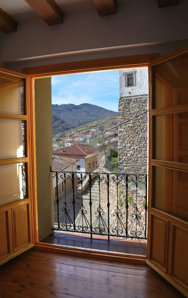 Posada Hoyos De Iregua Villoslada de Cameros Exterior photo